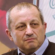 Яков Кедми